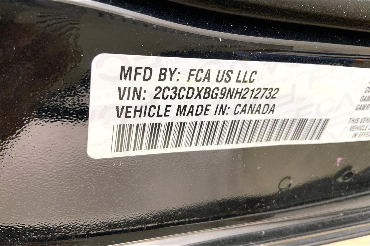 Used 2022 Dodge Charger SXT RWD image 6