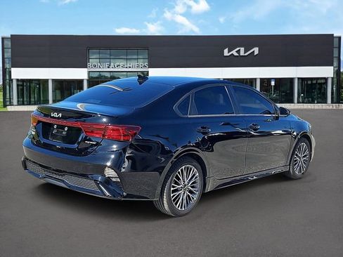 Certified 2024 Kia Forte GT-Line FWD image 4