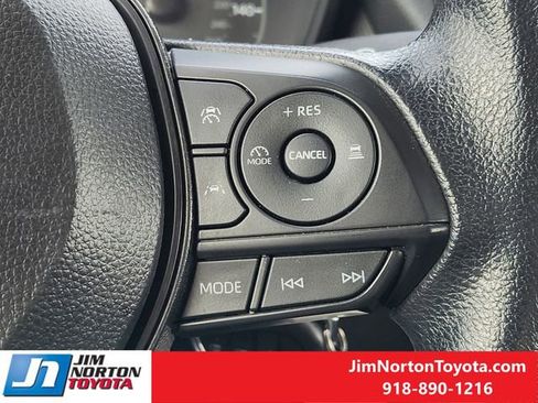 Used 2024 Toyota Corolla LE image 29