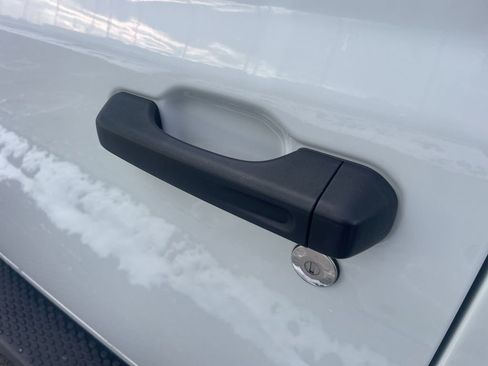 Used 2021 Jeep Wrangler Sport S image 17