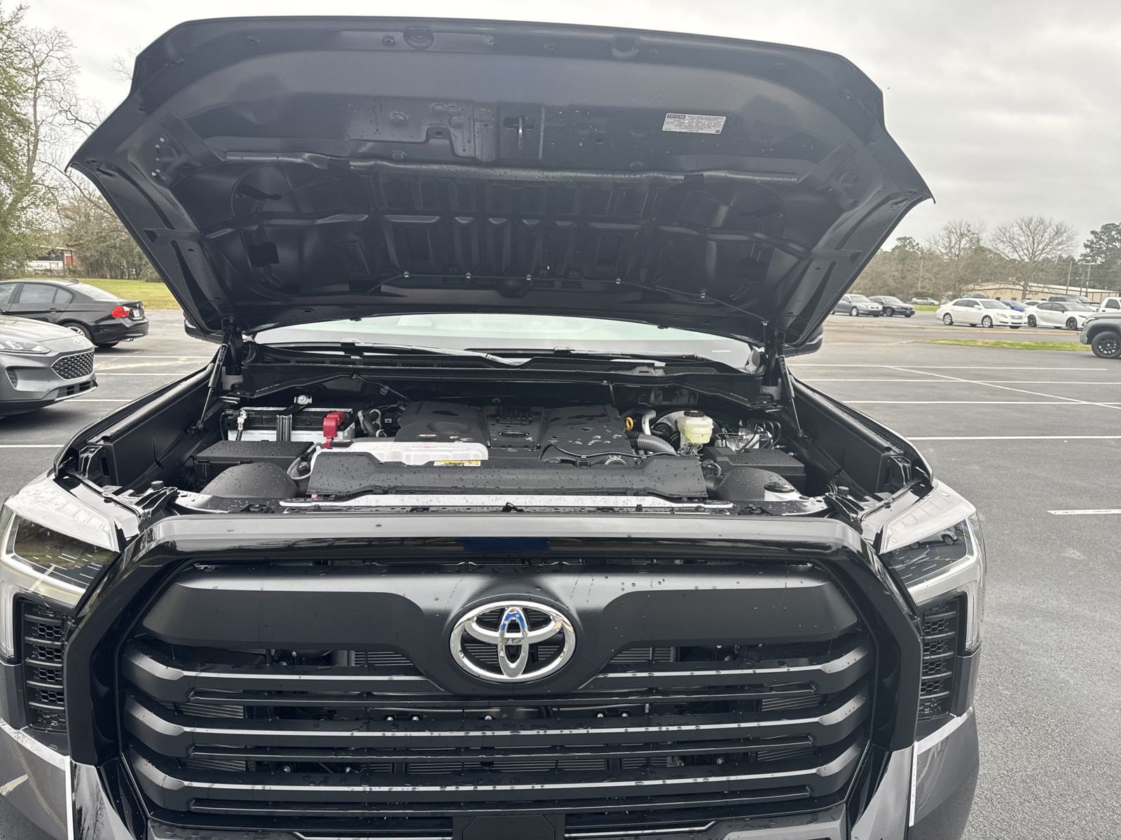 New 2025 Toyota Tundra SR w/ SR Tow Package AWD/4WD image 37