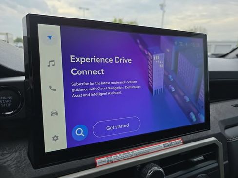 Certified 2025 Toyota Tacoma Limited image 21