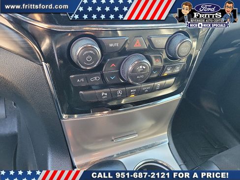 Used 2019 Jeep Grand Cherokee Altitude image 9