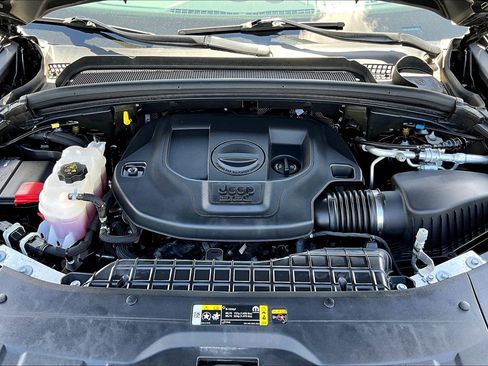 Used 2021 Jeep Grand Cherokee L Summit AWD/4WD image 31