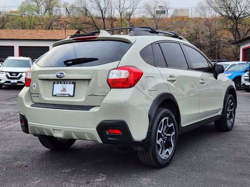 Used 2016 Subaru Crosstrek 2.0i Limited w/ Popular Package #2 image 7