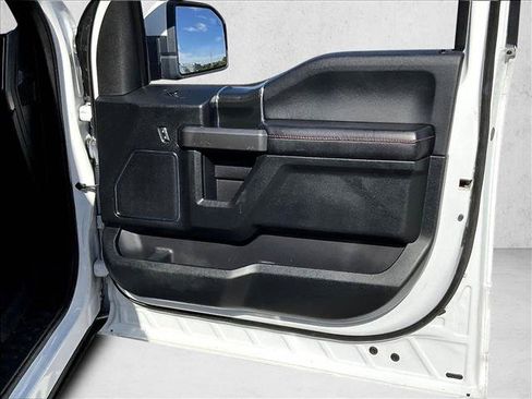 Used 2018 Ford F150 Lariat w/ Equipment Group 502A Luxury AWD/4WD image 18