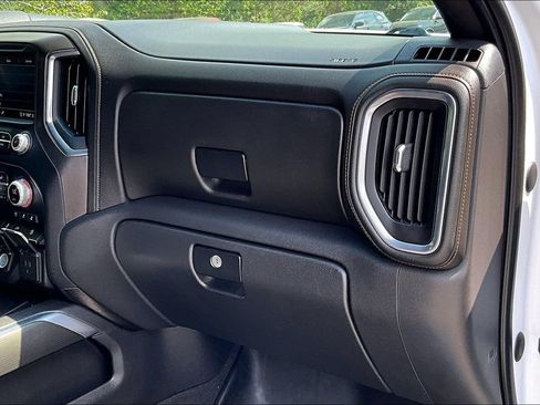 Used 2021 GMC Sierra 1500 AT4 w/ AT4 Premium Package AWD/4WD image 19