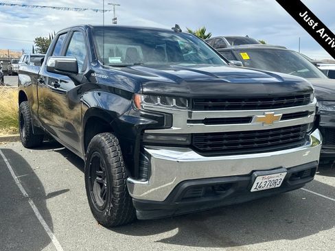 Used 2020 Chevrolet Silverado 1500 LT w/ Trailering Package AWD/4WD image 1