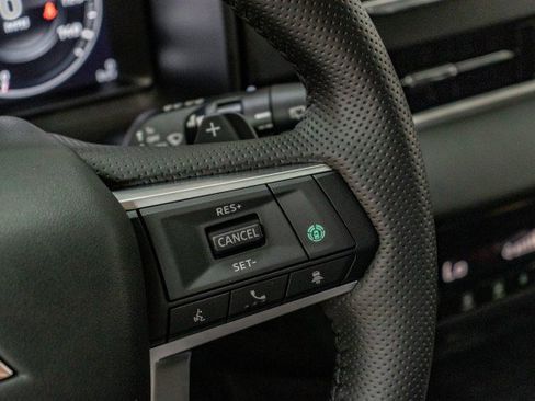 New 2025 Mitsubishi Outlander SE image 10