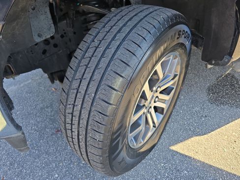 Used 2022 Ford F150 Lariat image 32