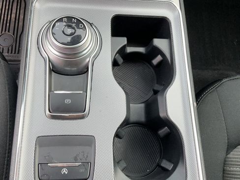 Used 2021 Ford Edge SEL image 16