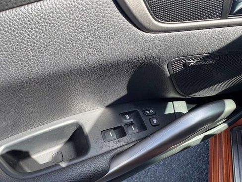 Used 2014 Hyundai Veloster RE:FLEX Edition image 25