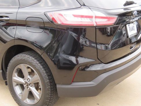 Used 2023 Ford Edge SEL w/ Sport Appearance Package AWD/4WD image 14