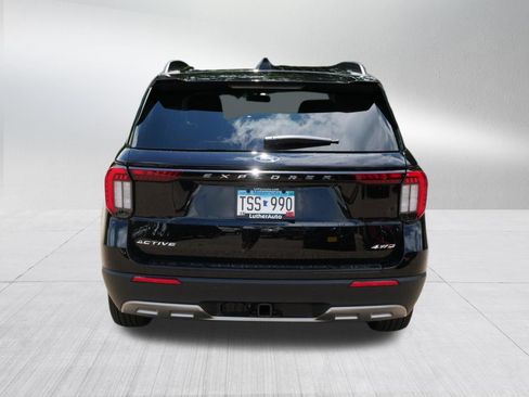 Used 2026 Ford Explorer Active w/ Active Comfort Package AWD/4WD image 6