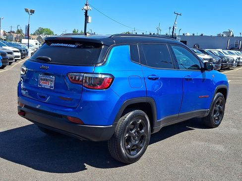 Used 2024 Jeep Compass Trailhawk AWD/4WD image 6