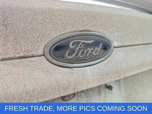 Used 2015 Ford Fusion SE FWD image 10