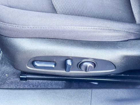 Used 2024 Chevrolet Malibu LT FWD image 24