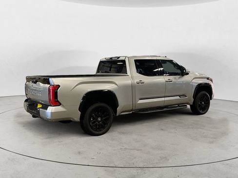 Used 2023 Toyota Tundra Platinum AWD/4WD image 5