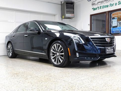 Used 2016 Cadillac CT6 Luxury image 3