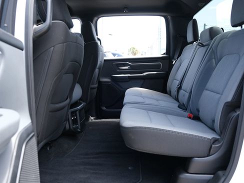 Used 2022 RAM 1500 Big Horn AWD/4WD image 12