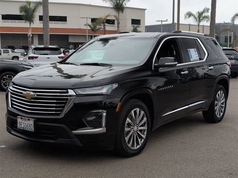 Used 2023 Chevrolet Traverse Premier image 1