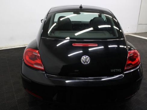Used 2012 Volkswagen Beetle 2.5 FWD image 6