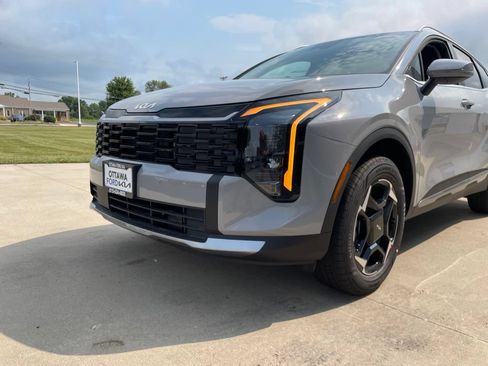 New 2027 Kia Sportage EX AWD/4WD image 14