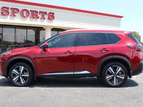 Used 2021 Nissan Rogue SL image 6