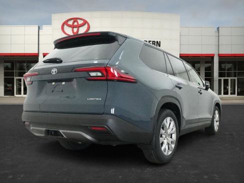 New 2026 Toyota Grand Highlander FWD image 20