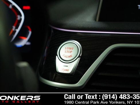 Used 2020 BMW 750i xDrive image 29