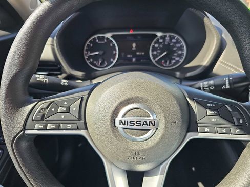 Used 2023 Nissan Sentra SV image 22