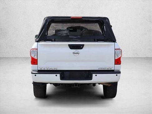 Used 2018 Nissan Titan S AWD/4WD image 7