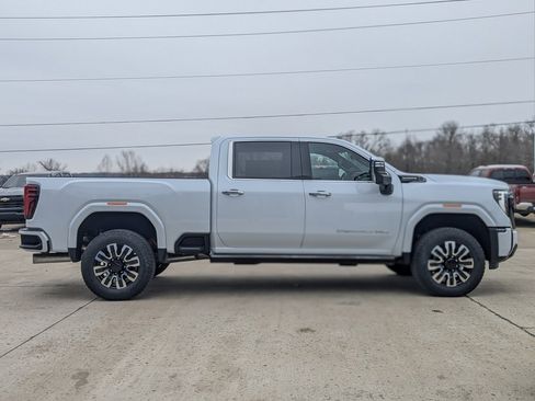 New 2026 GMC Sierra 3500 Denali Ultimate image 6