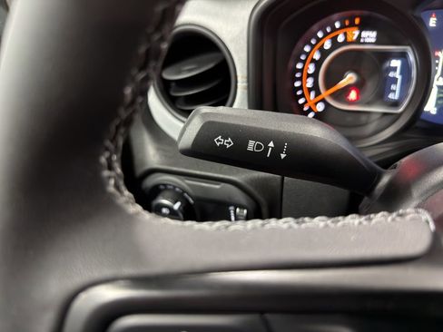 New 2025 Jeep Gladiator Willys image 27