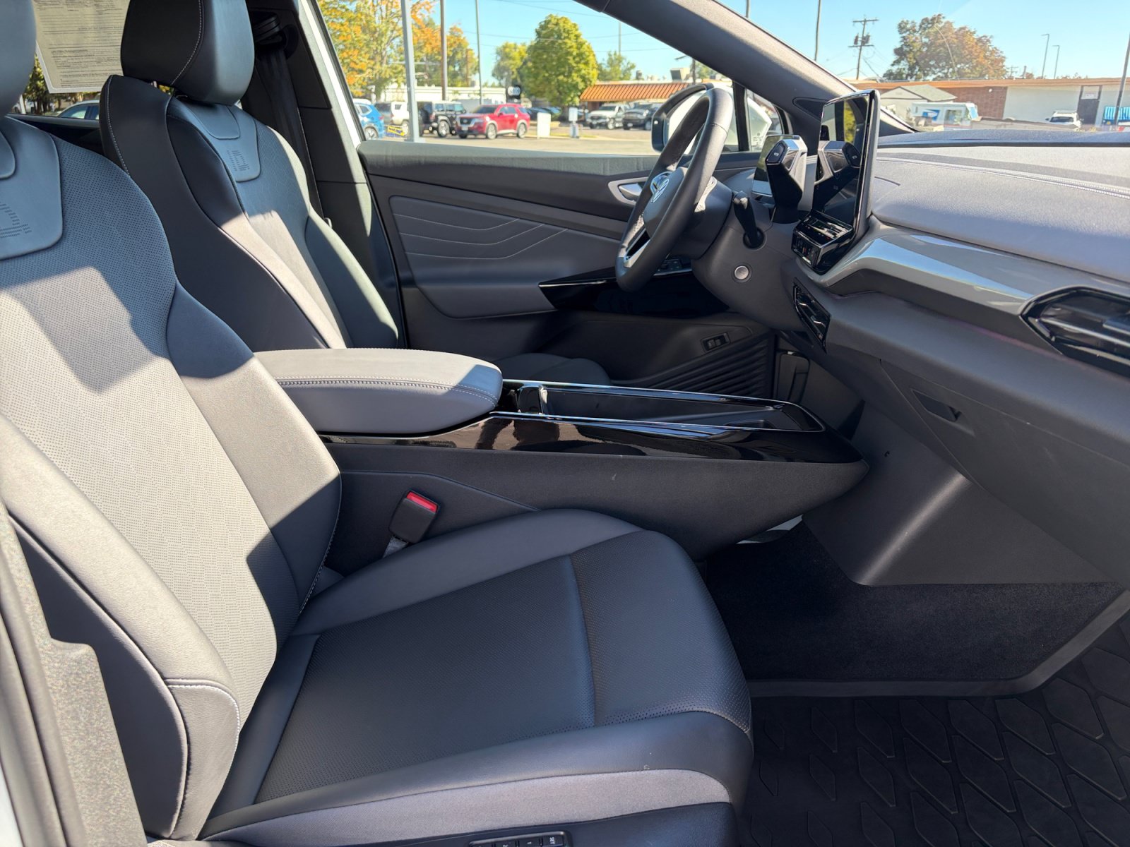 Used 2023 Volkswagen ID.4 Pro S Plus AWD/4WD image 19