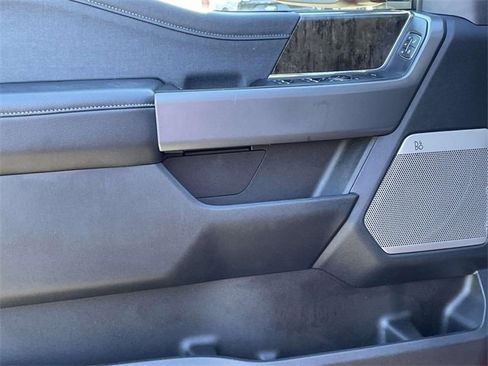 Certified 2024 Ford F250 Lariat w/ Lariat Ultimate Package image 13