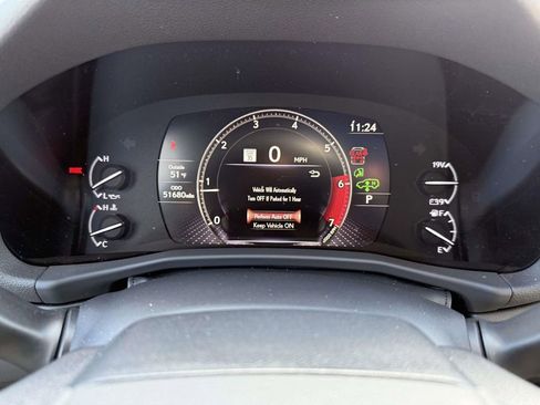 Used 2023 Lexus LX 600 4WD w/ Luxury Package image 31