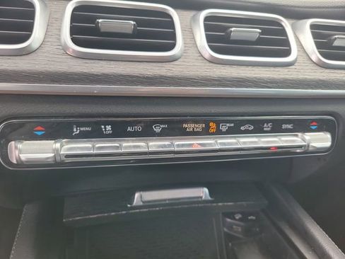 Used 2021 Mercedes-Benz GLE 350 image 27