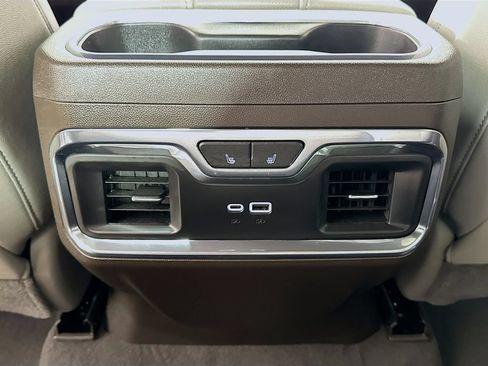 Certified 2024 GMC Sierra 1500 SLT AWD/4WD image 24