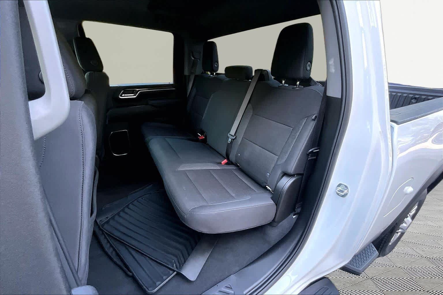 Used 2025 Chevrolet Silverado 2500 LT w/ Convenience Package AWD/4WD image 41