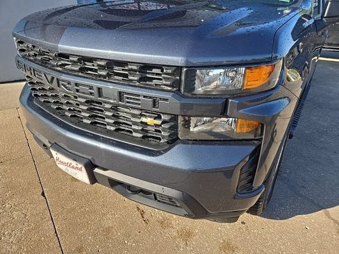 Used 2021 Chevrolet Silverado 1500 Custom AWD/4WD image 14