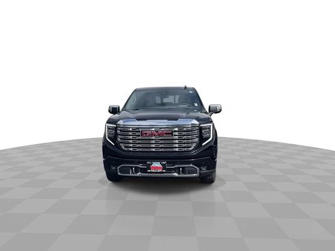 Used 2023 GMC Sierra 1500 Denali w/ Denali Reserve Package AWD/4WD image 3