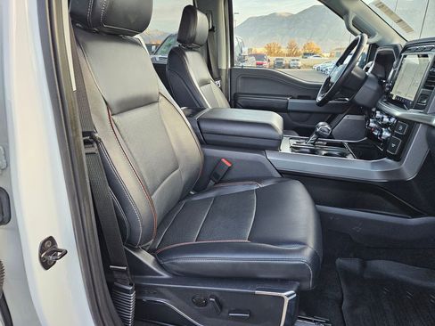 Used 2023 Ford F150 Lariat w/ Trailer Tow Package image 31