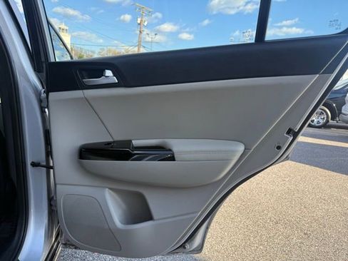 Used 2022 Kia Sportage Nightfall Edition w/ Nighfall AWD Premium Package image 39