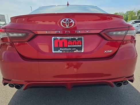Used 2023 Toyota Camry XSE image 6