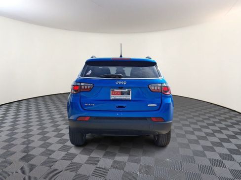 Used 2023 Jeep Compass Latitude w/ Convenience Group AWD/4WD image 6