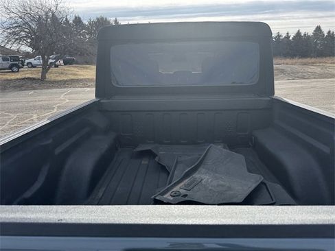 Certified 2024 Jeep Gladiator Sport image 18