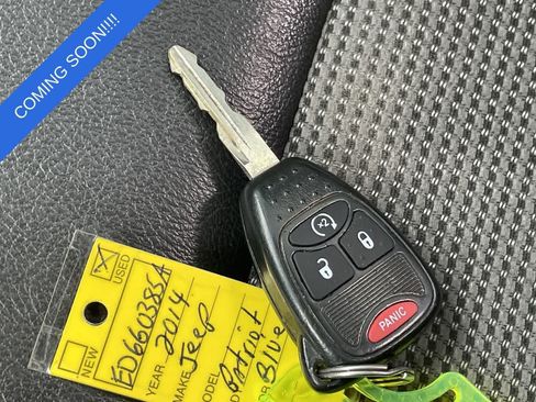 Used 2014 Jeep Patriot Latitude w/ Freedom Edition Package FWD image 29