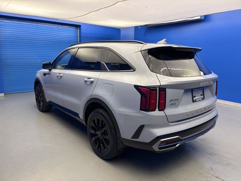 Used 2022 Kia Sorento SX AWD/4WD image 5