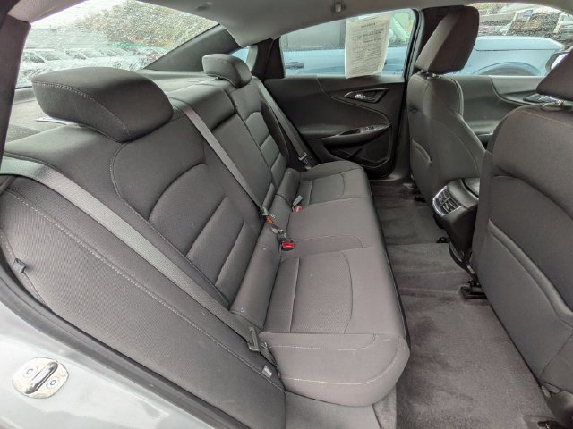 Used 2019 Chevrolet Malibu LT w/ Driver Confidence Package FWD image 18